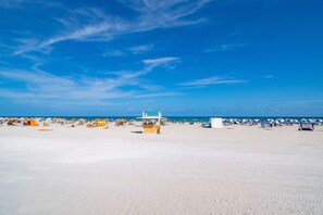 Beach nearby - 2B/2B, Free Parking, South Beach, 1 Block 2 Beach (South Beach)