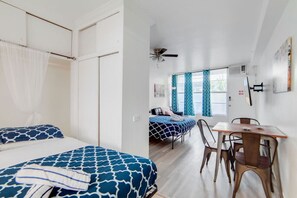 Iron/ironing board, travel crib, WiFi, bed sheets