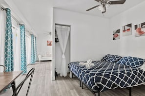 Iron/ironing board, travel crib, WiFi, bed sheets