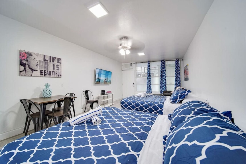 Deco Beachside Apt, W/2 Queen Beds, Washer/dryer - 邁阿密海灘