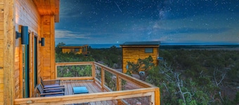 Tiny Cabin, #4 Island in The Sky View @ The Cedars
