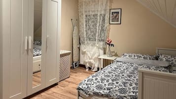 2 Schlafzimmer, Bügeleisen/Bügelbrett, Reisekinderbett, WLAN