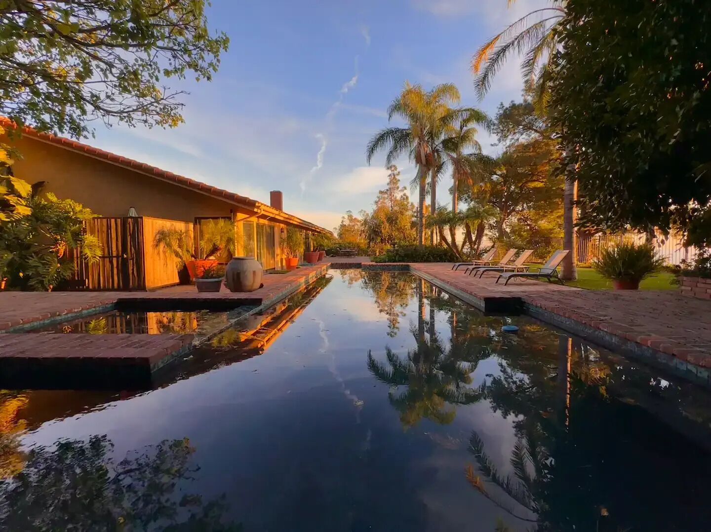 TROPICAL MALIBU MANSION WITH EPIC OCEAN VIEWS