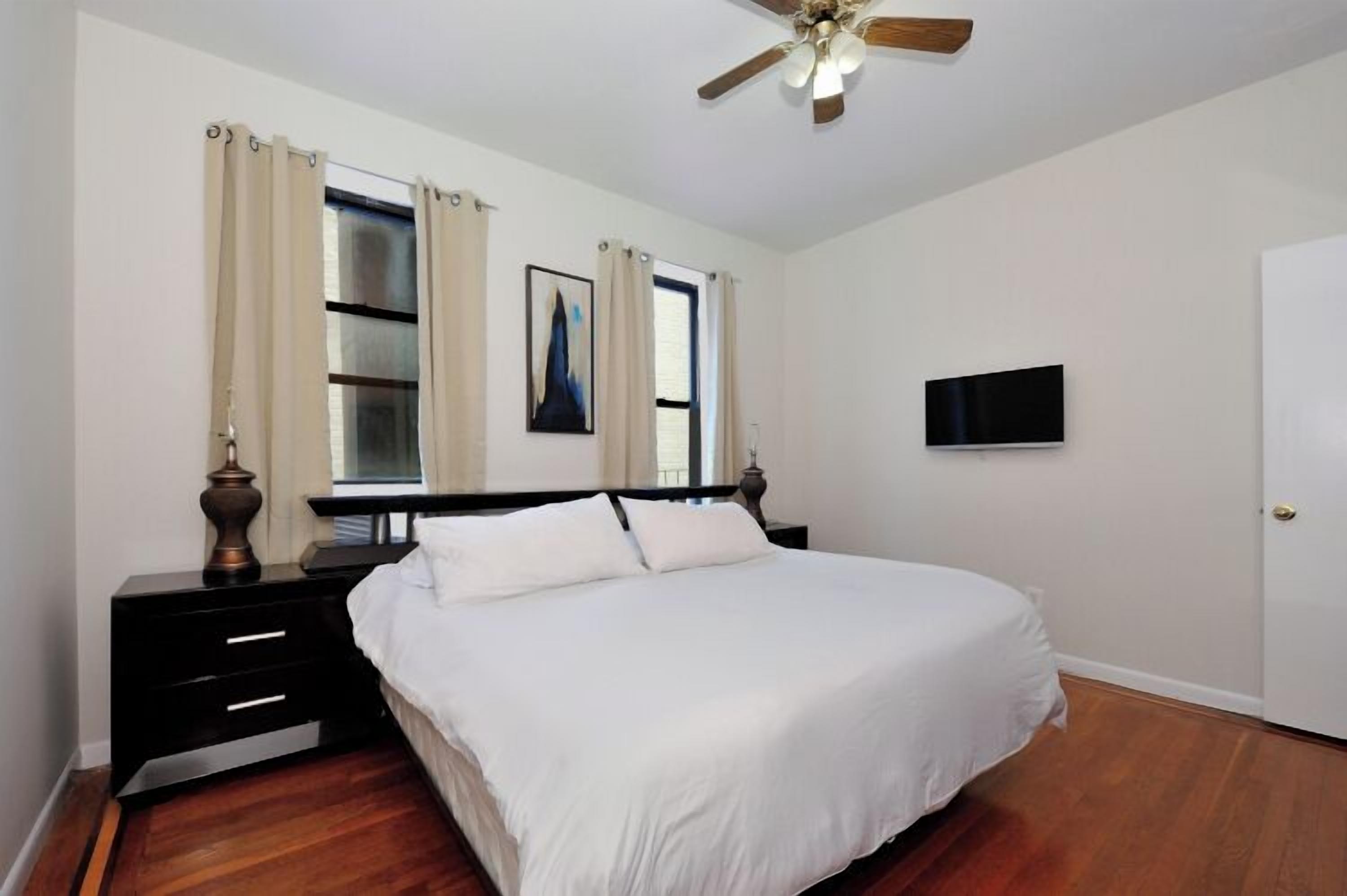 Amazing and Cozy 2BR Apt! Close to Central Park!