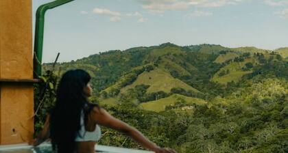 Villa Ka: Relax with fresh air and mountain view.