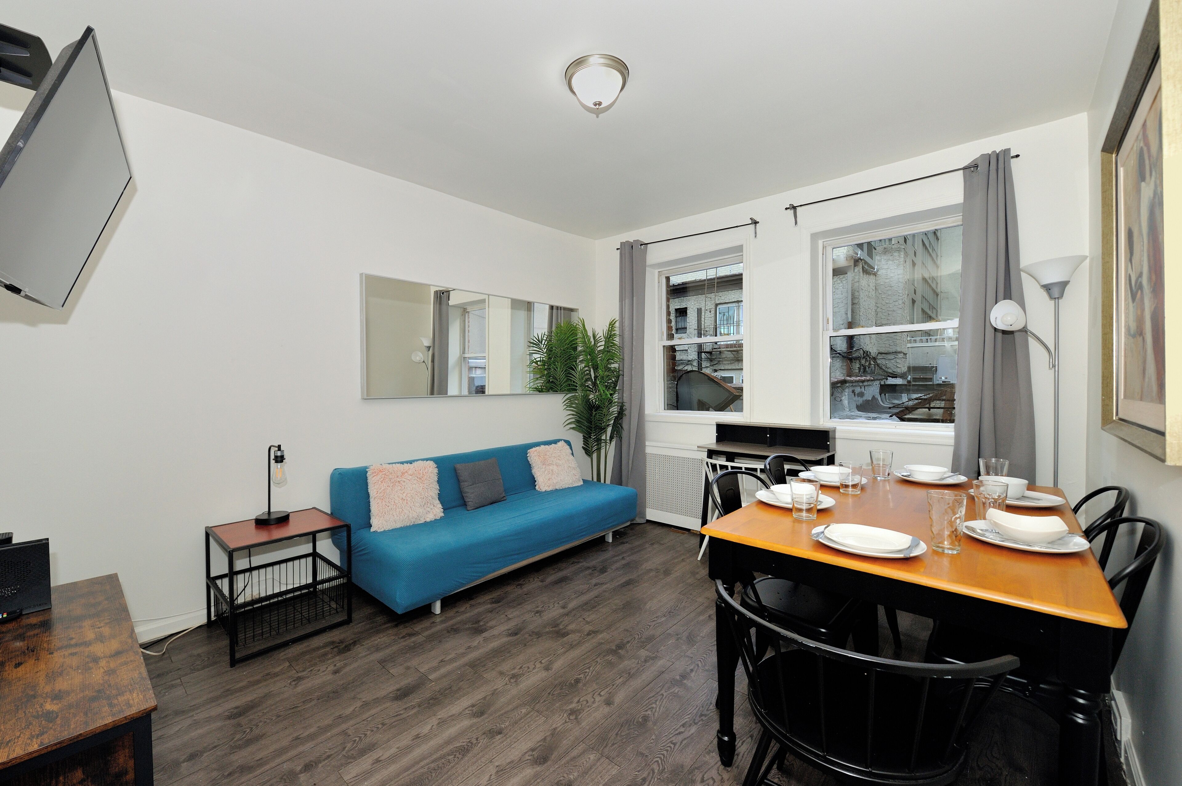 Eccentric 3BR in Prime Midtown West!