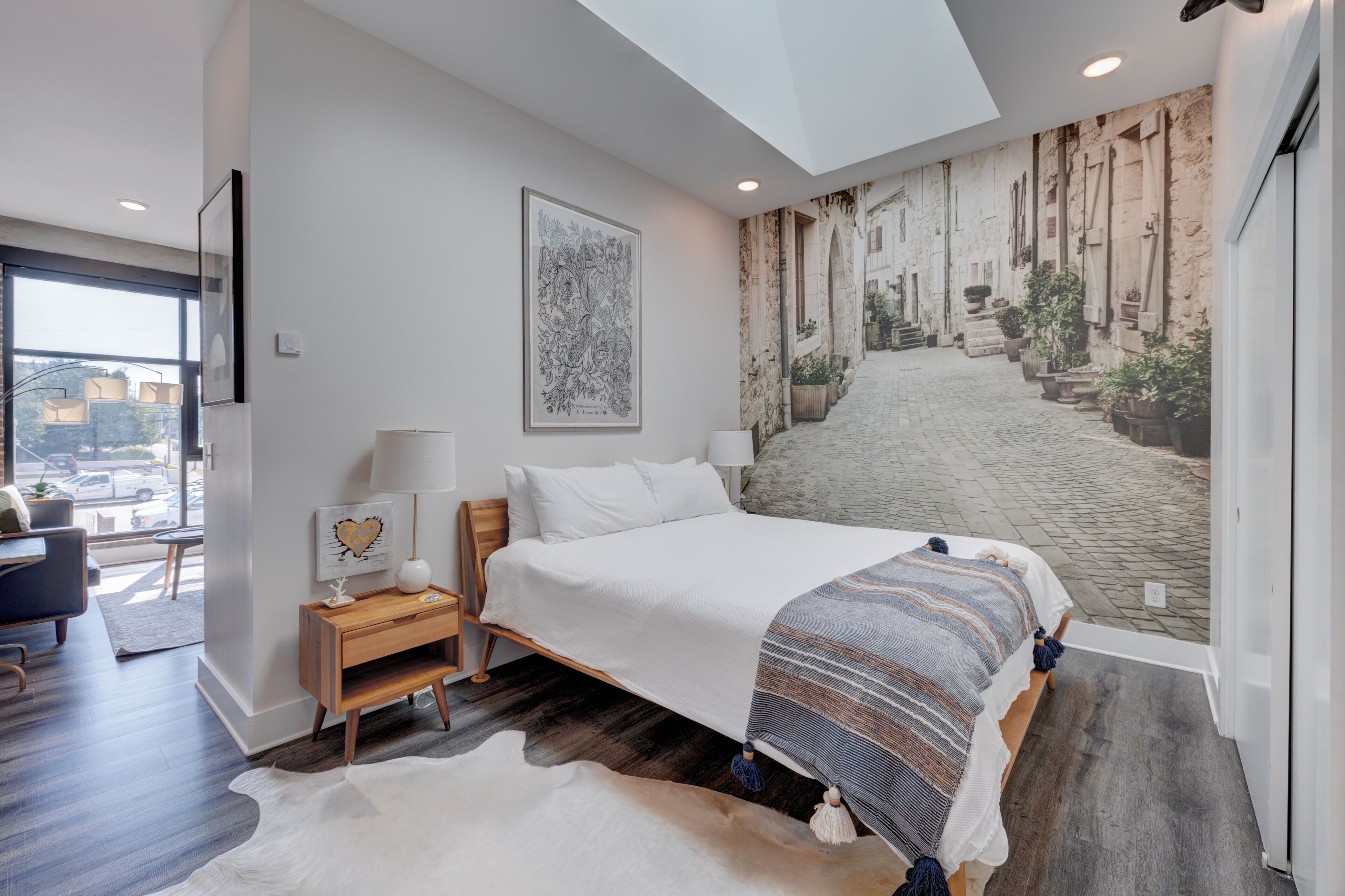 The Hive 206 Sweeter | Premium bedding, pillowtop beds, individually decorated