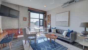 Smart TV 55 pulgadas con canales de televisión por cable, Netflix, Hulu