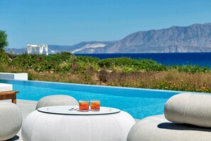 Et oppvarmet basseng