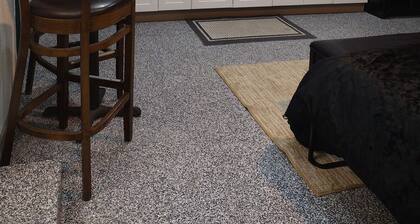 New ideal studio! Central and stylish!