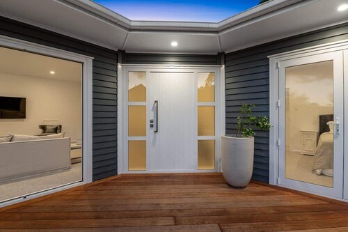 Epic Escape | Huge Swim Spa & 2min to the Forest