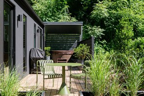 屋外ダイニングエリア