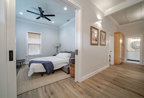 2 bedrooms, desk, iron/ironing board, travel crib