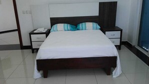 4 habitaciones, wifi gratis y ropa de cama