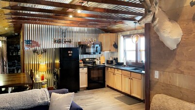 ‘The Huntsman’ ~ Elk Run Estates #4