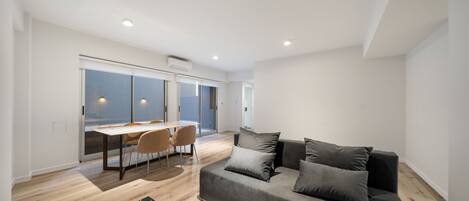 Apartment, 2 Bedrooms, Terrace | Living area | Smart TV