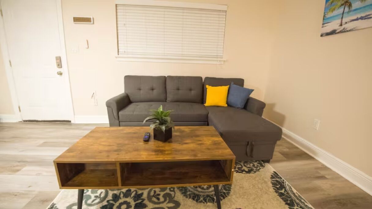 💥👣STEPS 2 BEACH🏖️ / SLEEPS 4 & NEARBY CASINOS🎰