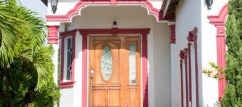 Private Home With Gazebo & Sea View