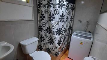 Dusche, Handtücher, Seife, Shampoo