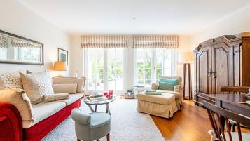 TV, DVD player, stereo