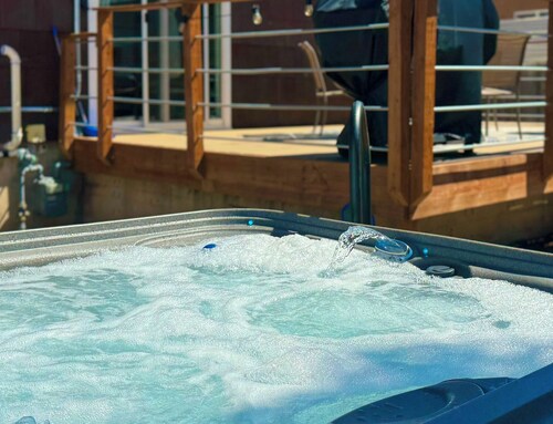 ᨒ Hot Tub / Fire Pit / Game Lounge / Fenced Yard ᨒ