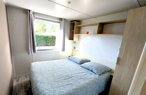 3 bedrooms
