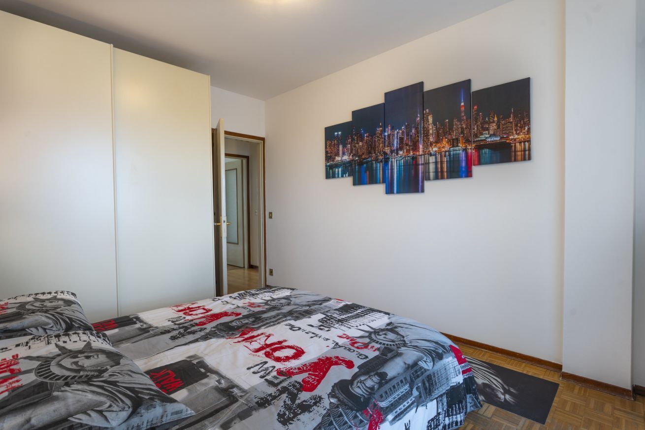 1 bedroom, iron/ironing board, Internet, bed sheets