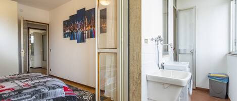 1 Schlafzimmer, Bügeleisen/Bügelbrett, Internetzugang, Bettwäsche