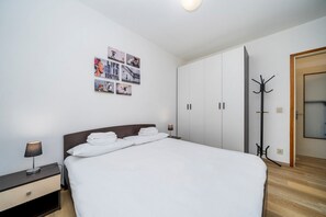 1 bedroom, iron/ironing board, WiFi, bed sheets