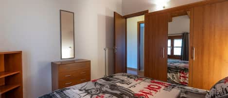 1 Schlafzimmer, Bügeleisen/Bügelbrett, Internetzugang, Bettwäsche