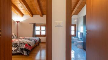 1 Schlafzimmer, Bügeleisen/Bügelbrett, Internetzugang, Bettwäsche