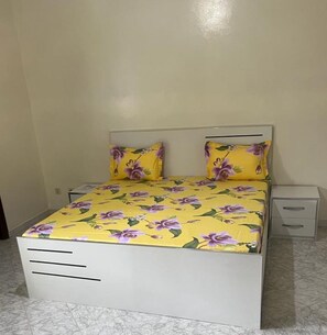 2 bedrooms, iron/ironing board, WiFi, bed sheets - Appartement Luxueux à Ouakame (Dakar)