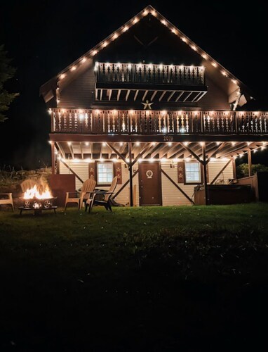 Charming ski chalet nestled in Vermont's Northeast Kingdom
