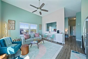 Smart TV, music library - CUTE! Soak in Gulf Views and (Santa Rosa Beach)
