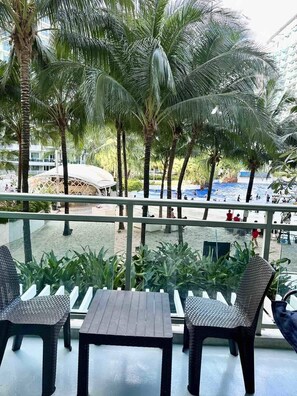 One Bedroom Apartment | Terrace/patio