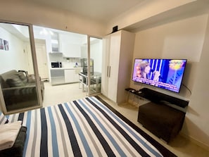 One Bedroom Apartment | Free WiFi
