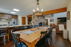 Dining - Home close to Monte Verde Lake (Angel Fire)