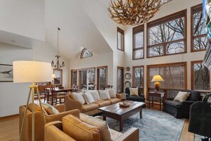 TV, fireplace - Beautiful Townhome in Private Community (Boone)