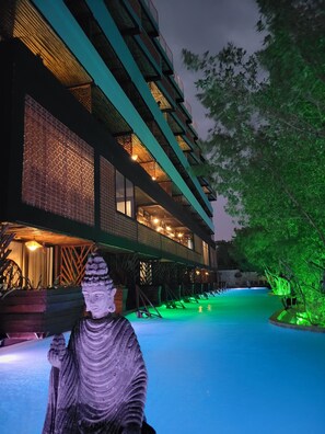 2 outdoor pools - Akuazul Resorts Adults Only (Cancun)