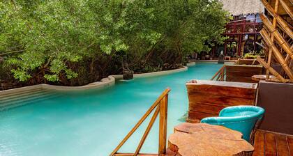 Akuazul Resorts Adults Only