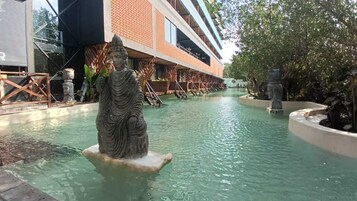 2 piscinas al aire libre