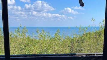 Luxury Twin Room, Partial Sea View | In-room safe, free WiFi, bed sheets
