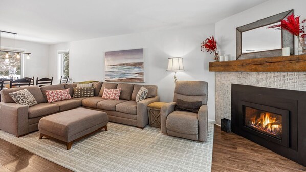 Een televisie en een kantoor