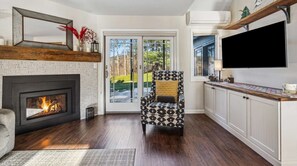 Interior - Golf Views, Walk to Club - Lakeland Village 4B (Quechee)