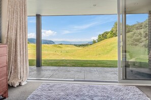 Interior - Hepina Heights Retreat (Taupo)