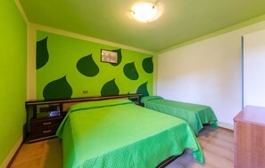 4 soverom, reiseseng for barn og wi-fi (inkludert)