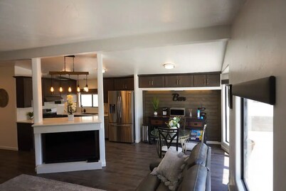 Modern home with parking/public boat ramp
