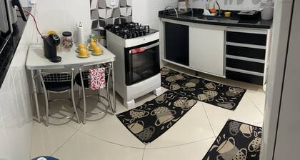 Casa na Praia Tartaruga 300 m da Praia , Perto Mc Donalds, Mercados e Farmácia