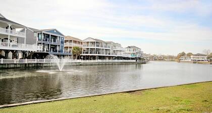 The Saltwater Cottage-Golf Cart & Linens Included in Ocean Lakes