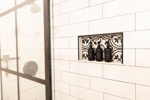 Shower, hair dryer, bidet, towels - St. Augustine Oasis w/ Heated Pool & Wet Bar (St. Augustine)